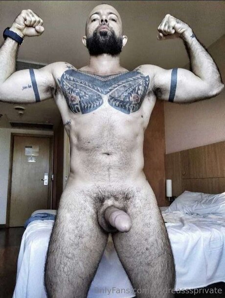 curvy shemale onlyfans art naked pics