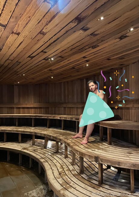 Curly Brown Hairdude hot actress galleries