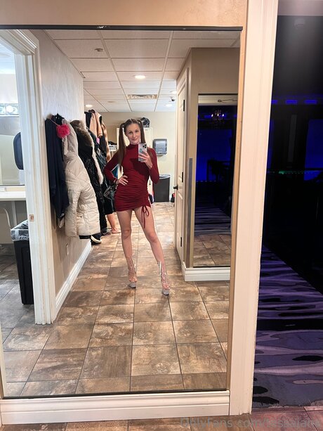 Tessajane exclusive model image