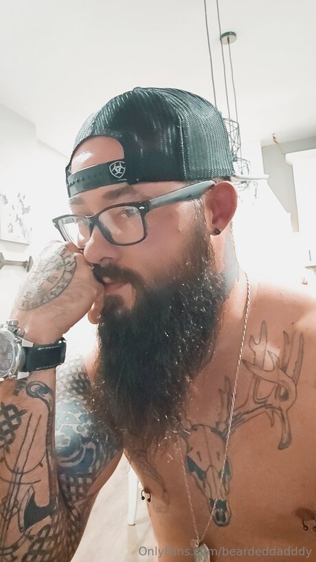Beardeddadddy star perfect pics