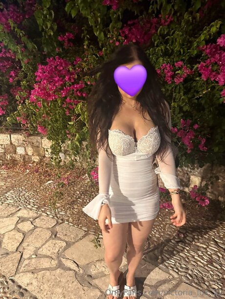 Victoria Lux 22 pornstar nudes image