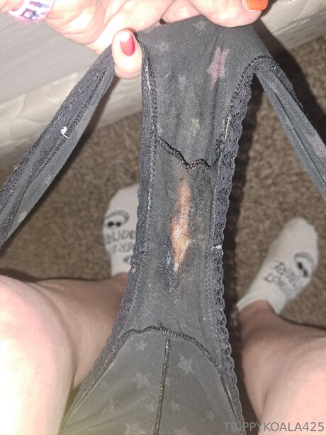 Trippykoala425 high quality pornstar pic