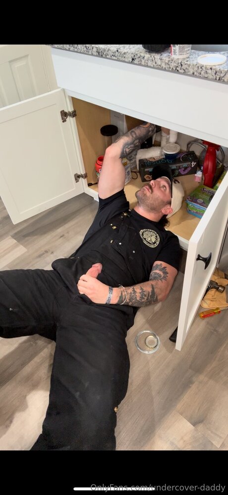 Undercover Daddy best actress images