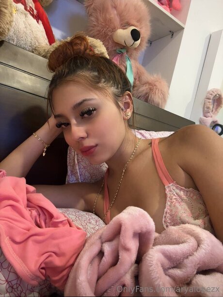 Aryalopezx pornstar free images