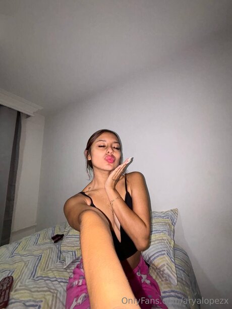 Aryalopezx perfect pornstar picture