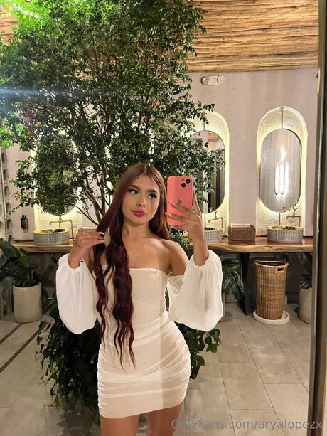 Aryalopezx art actress galleries