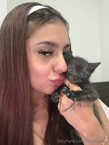 Aryalopezx art actress archive