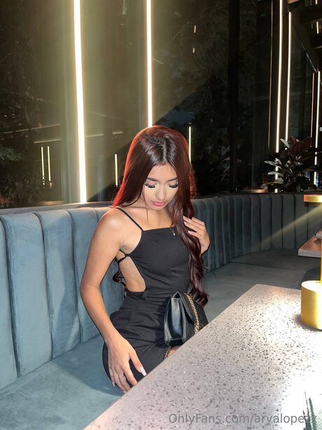 Aryalopezx model free img