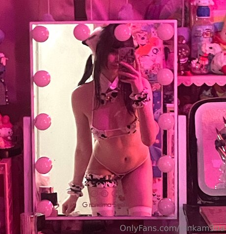 Pinkam3na sexy star picture