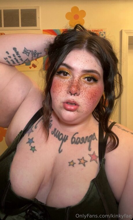 female influencer onlyfans pornographic images