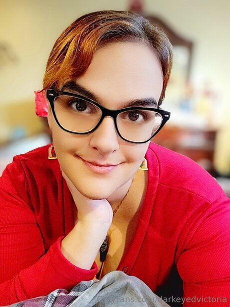 Darkeyedvictoria hot star pictures