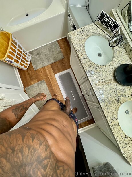 stepsister onlyfans naked pictures