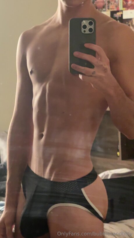 Bubblesandbbly model sexy photo
