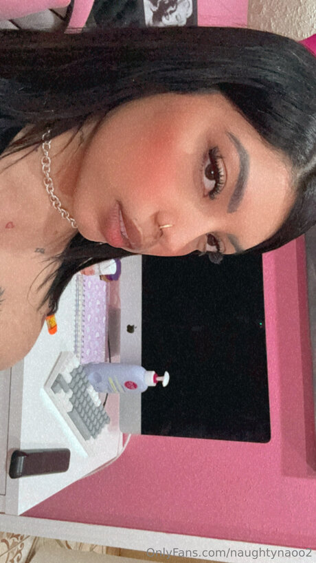 Naughtynaoo2 star top archive