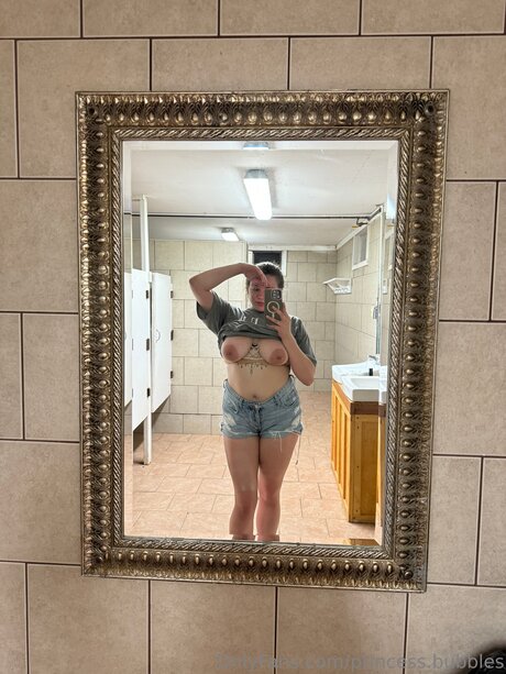 Princess Bubbles star art pics