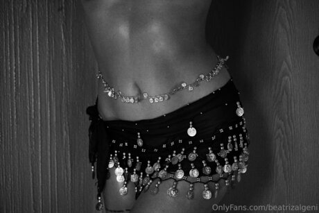 Beatrizalgeni sexy actress pictures