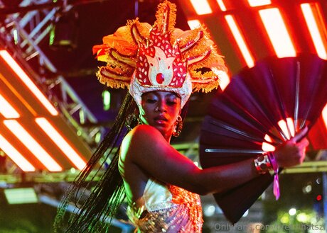 Pretinhatszl model high quality picture