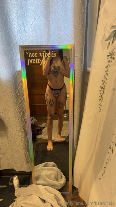 Lizardraja model adult img