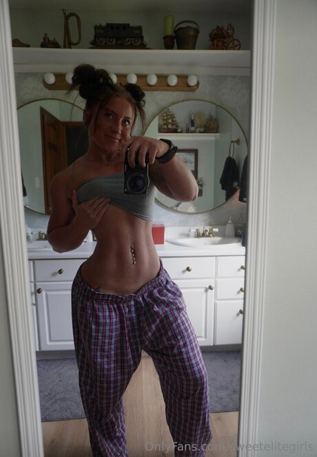 Sweetelitegirls model high quality images