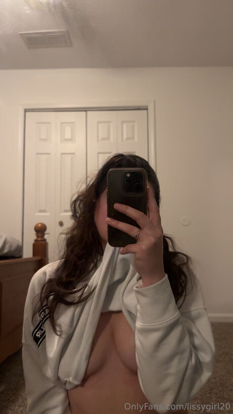 Lissygirl20 pornstar perfect image