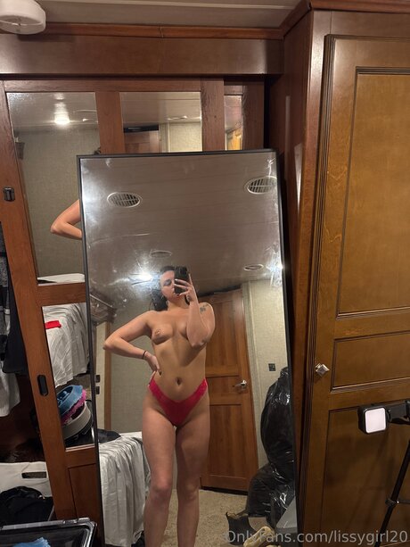 Lissygirl20 pornstar nudes image