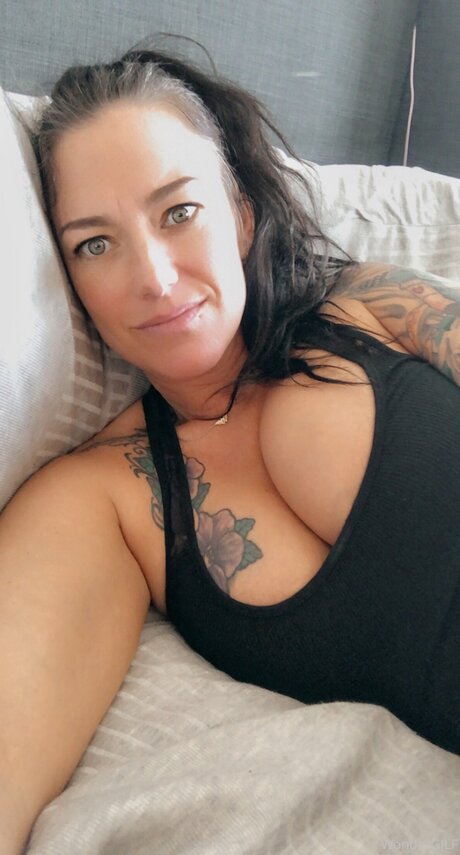 Wondergilf adult model picture