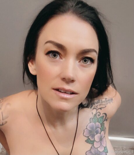 Wondergilf sex pornstar pics