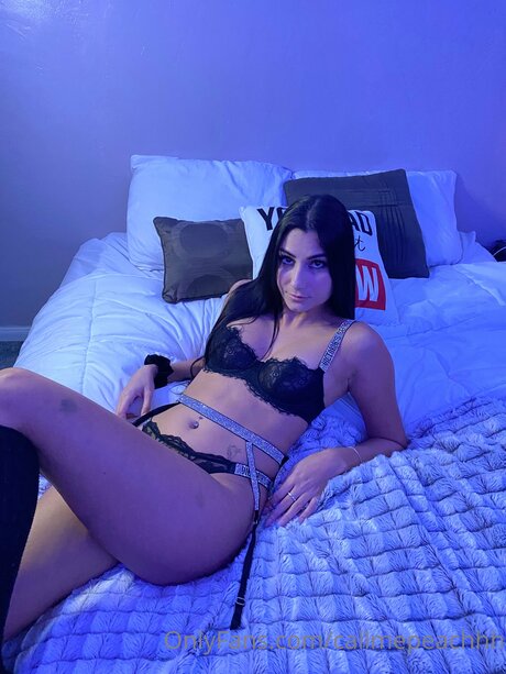 Callmepeachhh hd model picture