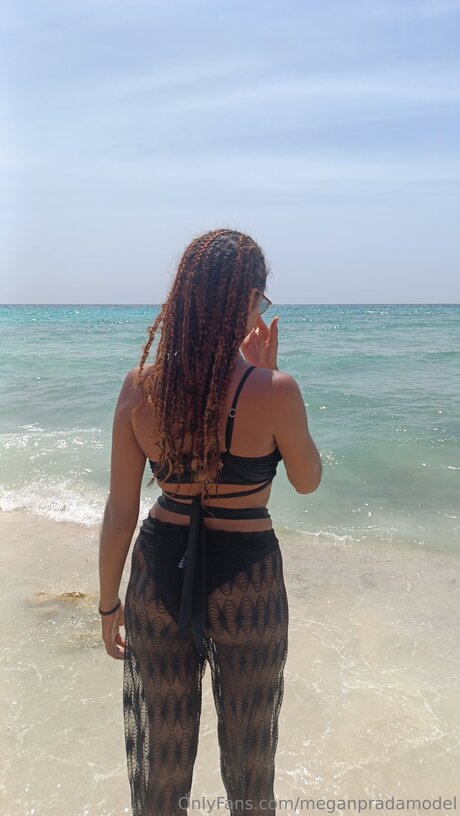 Meganpradamodel star pretty pictures