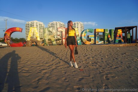 Meganpradamodel pornstar top img