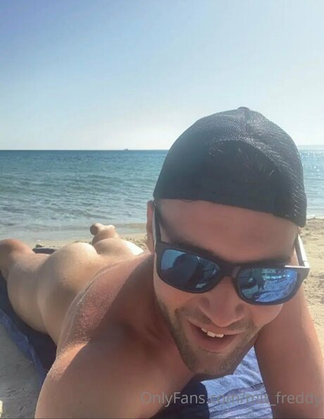 asian top onlyfans naked photo