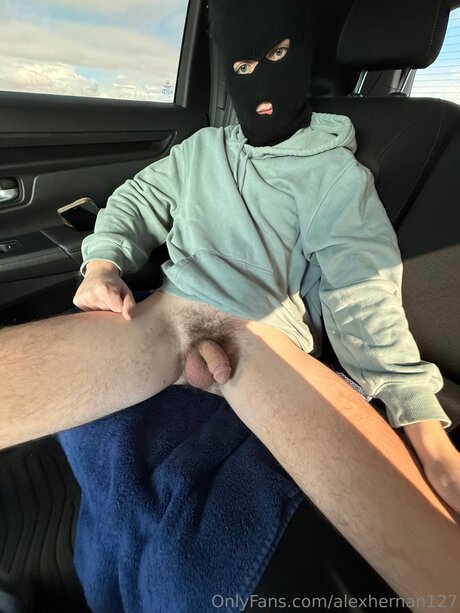 frottage onlyfans pretty photos