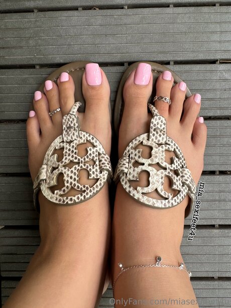 Miasexifeet4u pornstar beautiful pictures