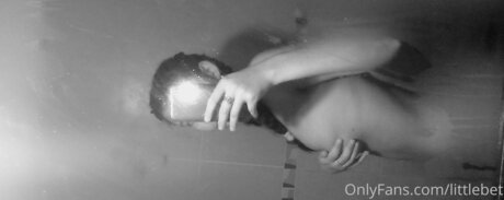 Littlebet naked star pic