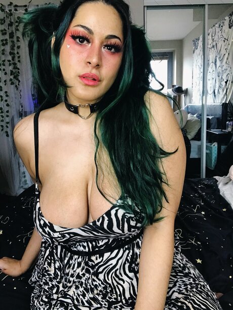 Camdenpeachfree pornstar nude pic