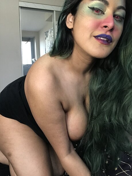 Camdenpeachfree star pornographic pictures