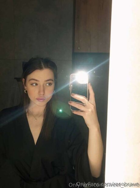 blonde milf onlyfans porno images