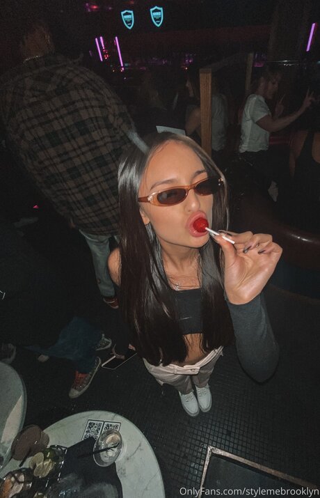 tanned onlyfans naked pics