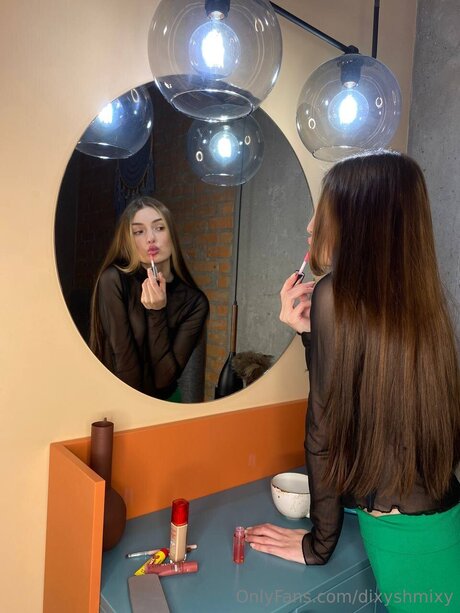 Dixyshmixy hot actress archive