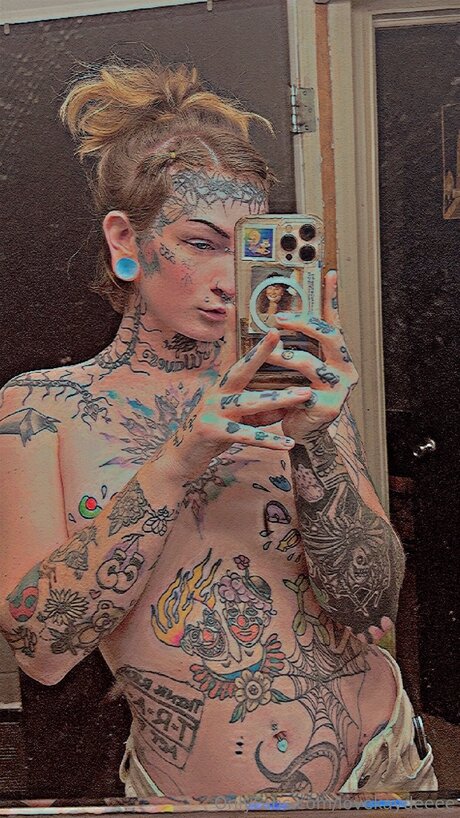 Lovekaydeeee model porn pictures