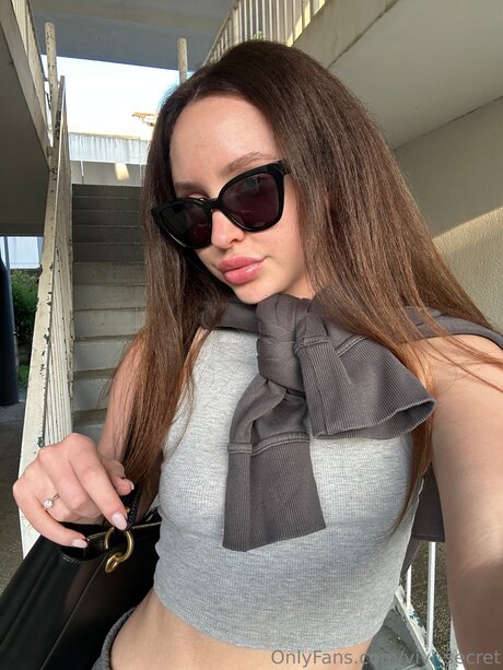 Viola S hot star archive