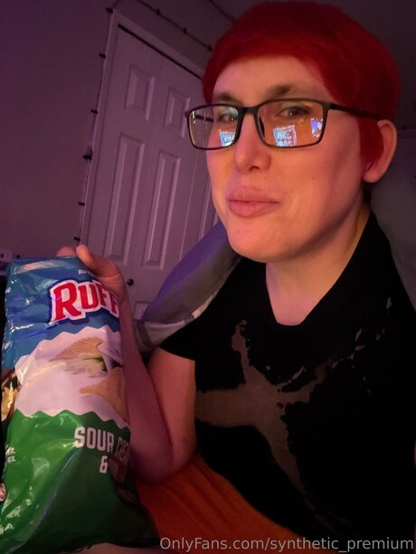 thick girls onlyfans top photos