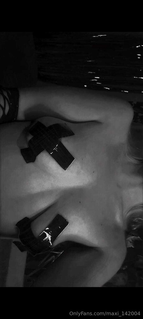 Maxi 142004 top actress pics