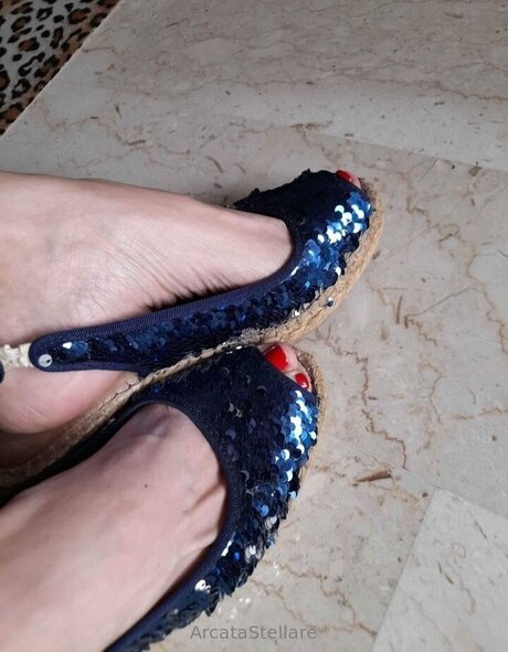 milf glasses onlyfans pornos photos