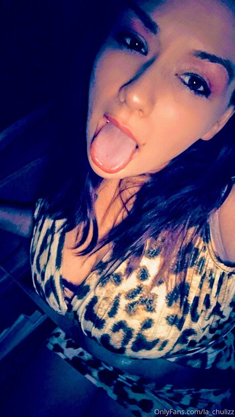 La Chulizz model perfect picture