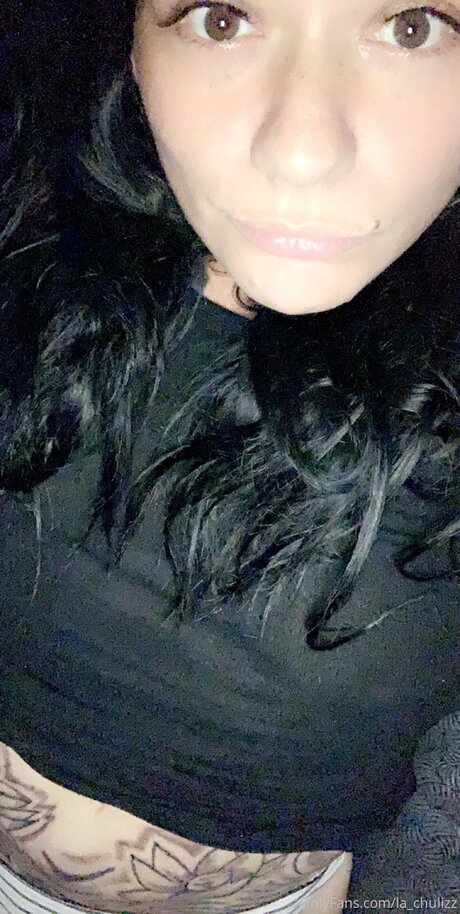 La Chulizz model pictures