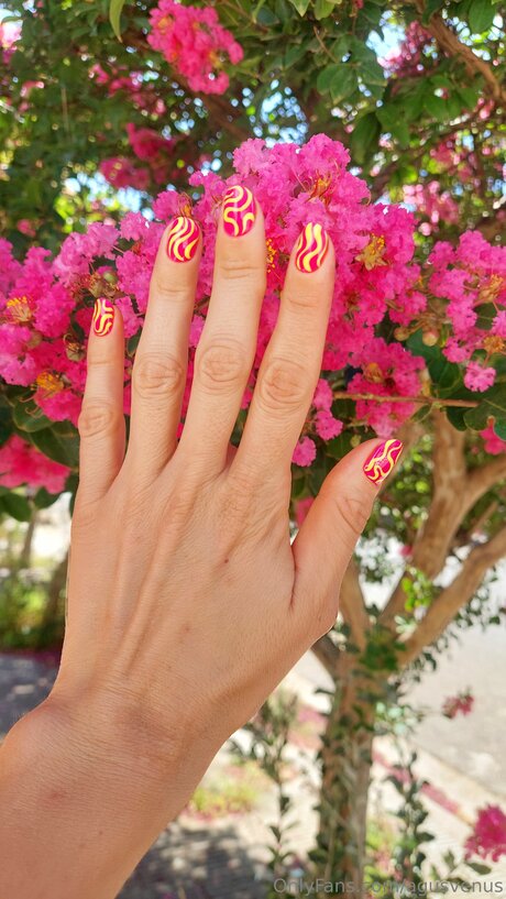 Agusvenus perfect actress archive