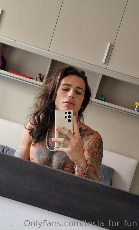 Tesla For Fun pornstar hd galleries