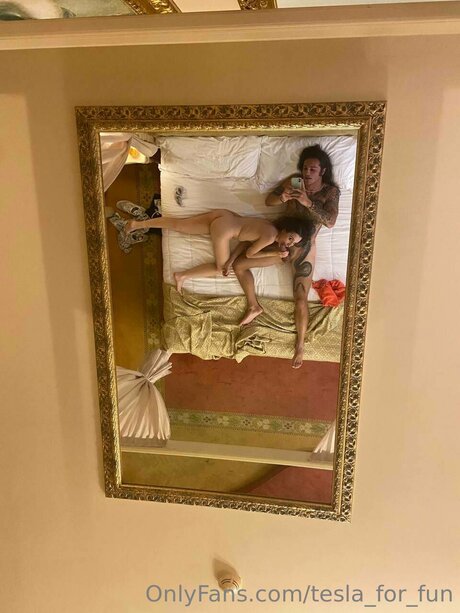 Tesla For Fun hot pornstar img