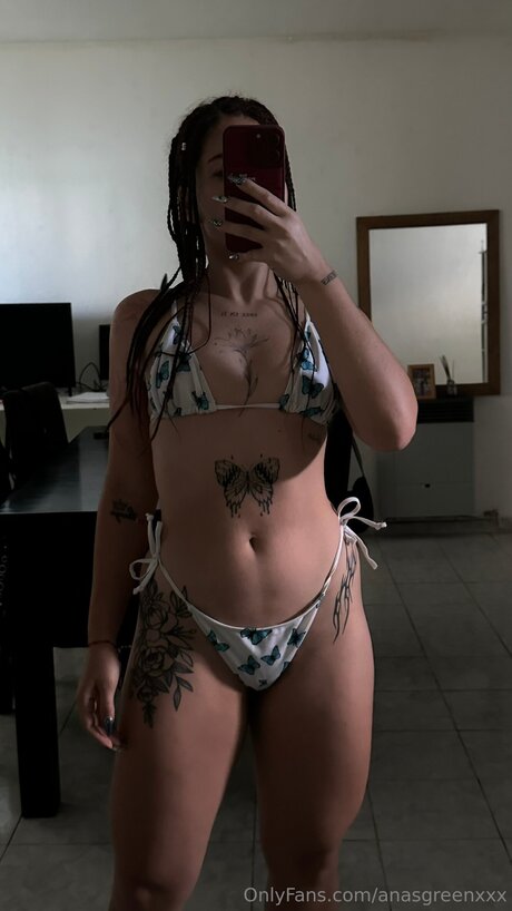 Anasgreenxxx naked star pic